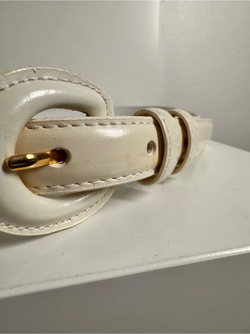 Women's Cream Patent Leather Belt with Gold Buckle